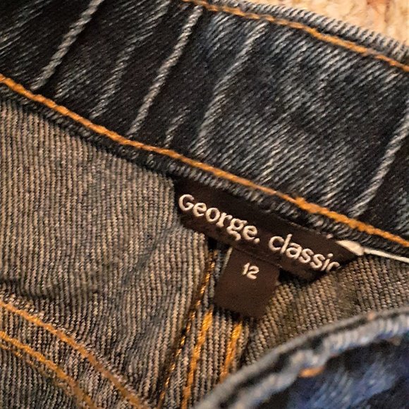 George Classic Jeans - Picture 3 of 4